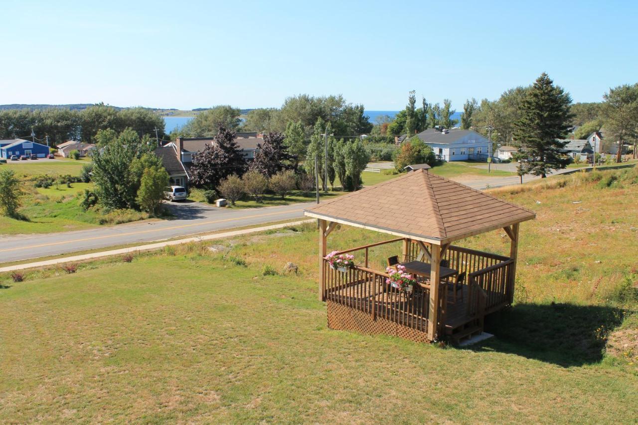 The Fiddle And The Sea Bed And Breakfast Port Hood Exterior foto